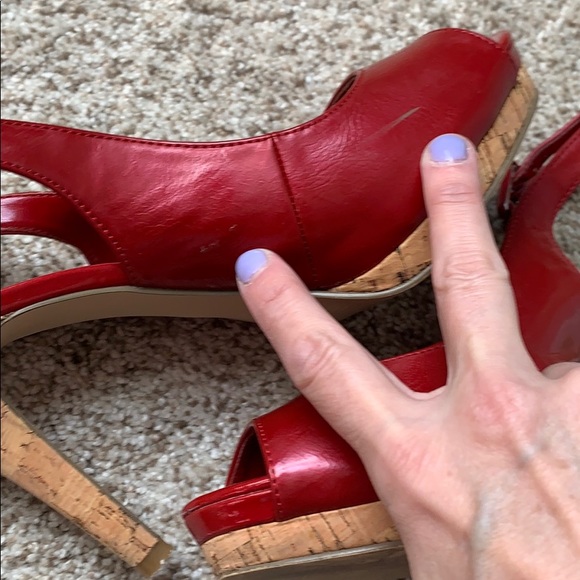 🛍 Red Cork Heels - Picture 5 of 6